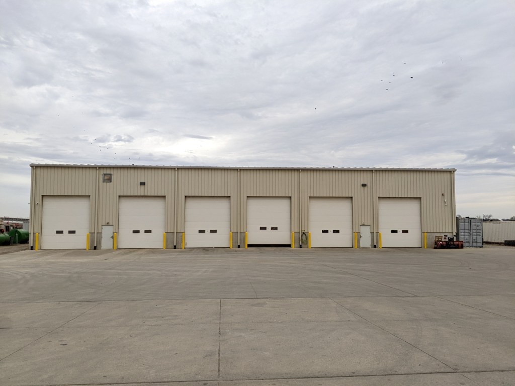 State of the Art Repair Facility with ASE Certified Diesel Mechanics